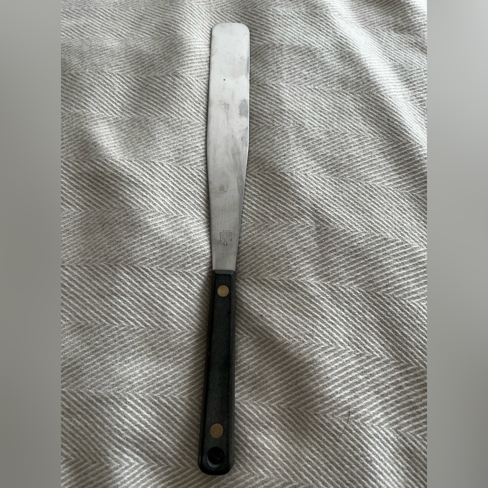 Vintage FLINT STAINLESS Aluminum USA 12.25 In. SPATULA SPREADER Wooden Handle